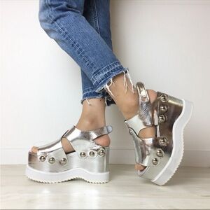 Jeffrey Campbell Silver Metallic Platform Sandals